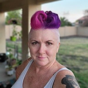 Meet your Posher, Shelly